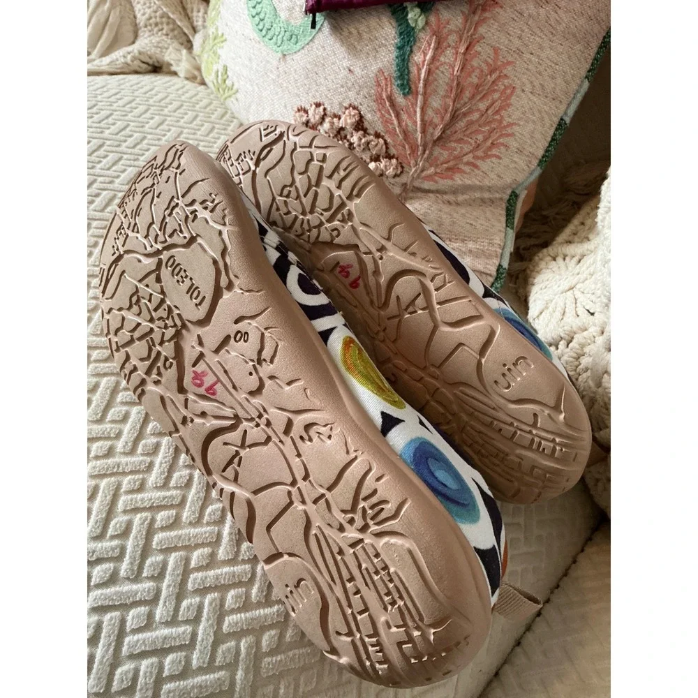 NWOT UIN OOPSY DAISY PRINT ARTISTIC casual slip on walking travel shoe size 10.5 - Picture 7 of 8